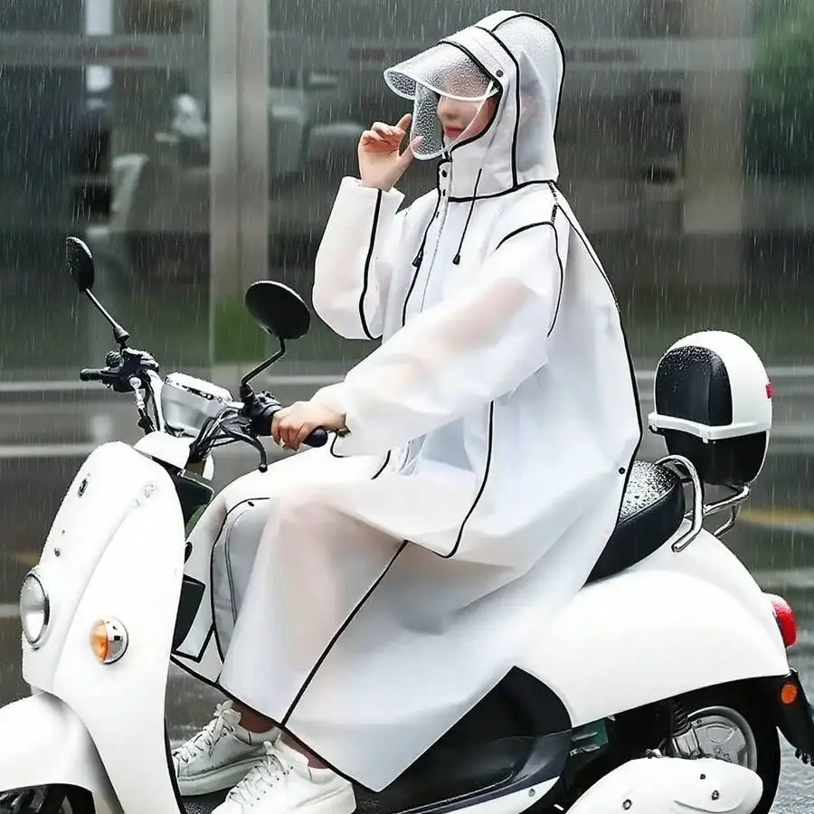 

Stylish thickened hooded raincoat for women, waterproof windproof, ideal for hiking, travel and beach outdoor activities