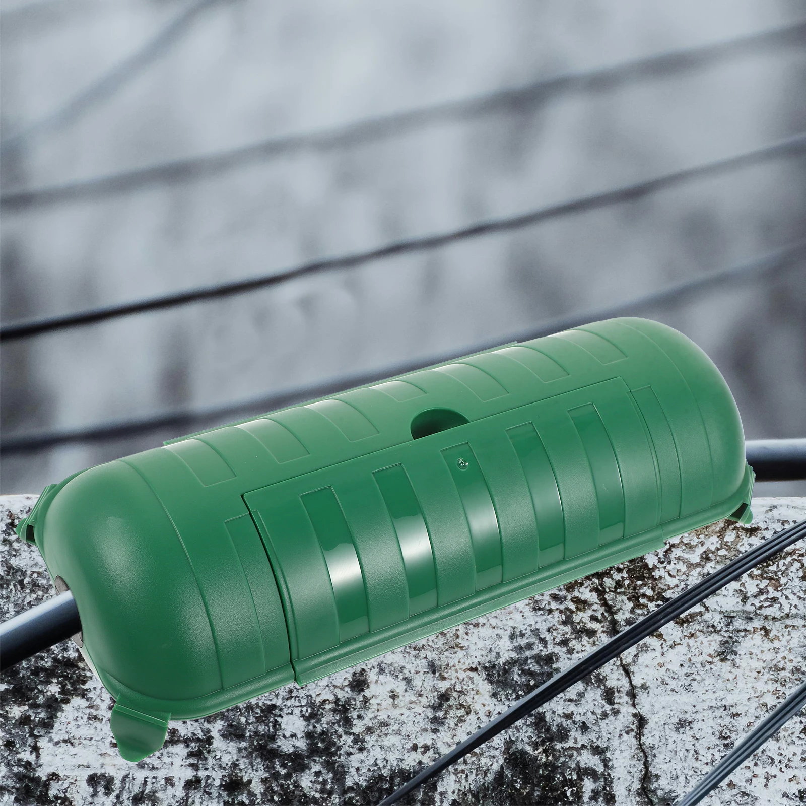 Outdoor Single Power Extension Cord Protector Green Weatherproof Junction Box Outdoor Cord Cover Cable Cover