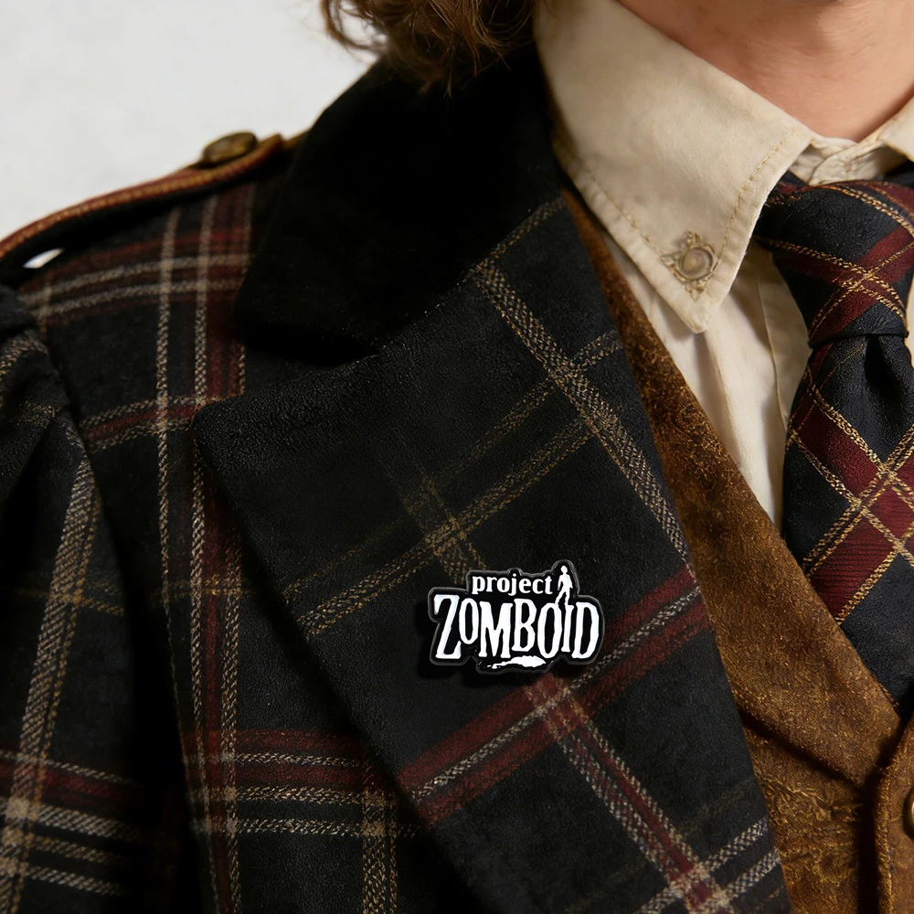 P-Project Zomboid Spiel-Logo-Brosche, Horror-Spiel-Anstecknadel für Gamer, Fans, Sammler, Zombie-Survival-Deko – Detail 8