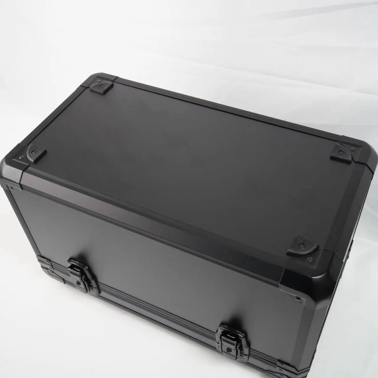 Tool Box ABS Plastic Safety Equipment Instrument Case Portable Dry Tool Box Impact Resistant Tool Case With Pre-cut Foam car