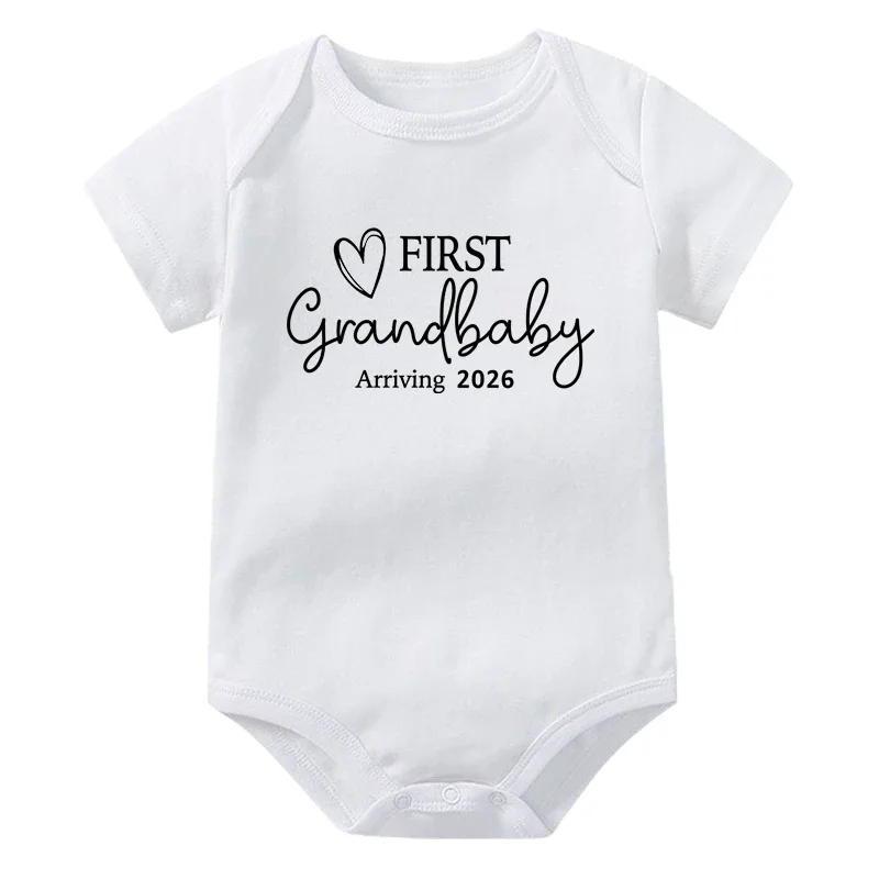 أول جد يصل 2026 إعلان الطفل ارتداءها الملابس إعلان الحمل للأجداد القطن استحمام الطفل هدية