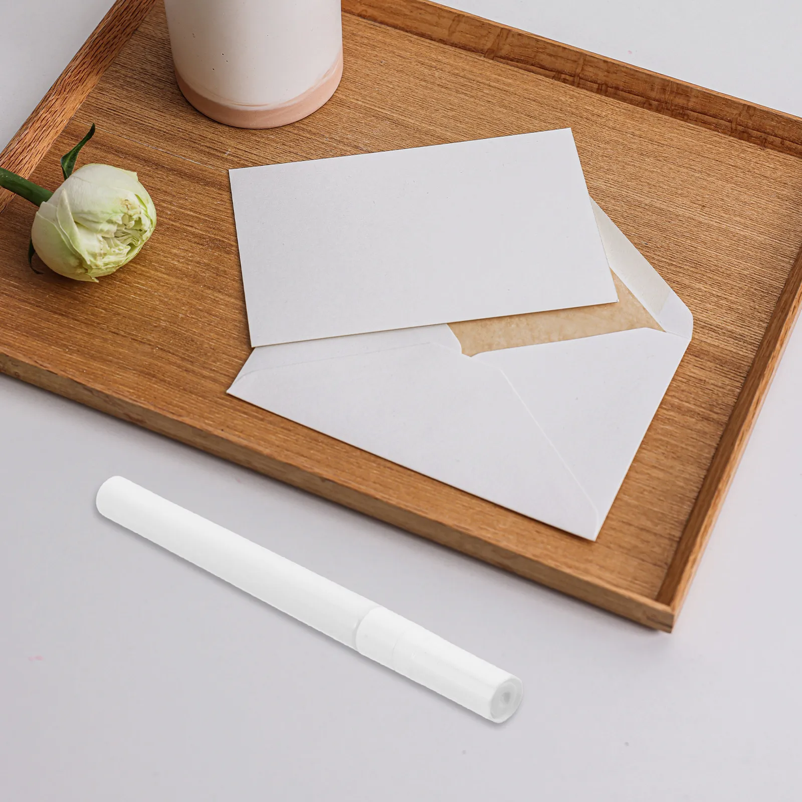 

4Pcs Refillable Oil-Based Paint Pens Set Ultra-Fine 0.7mm Tip Permanent Enamel Markers for Metal Plastic Wood Automotive Touch