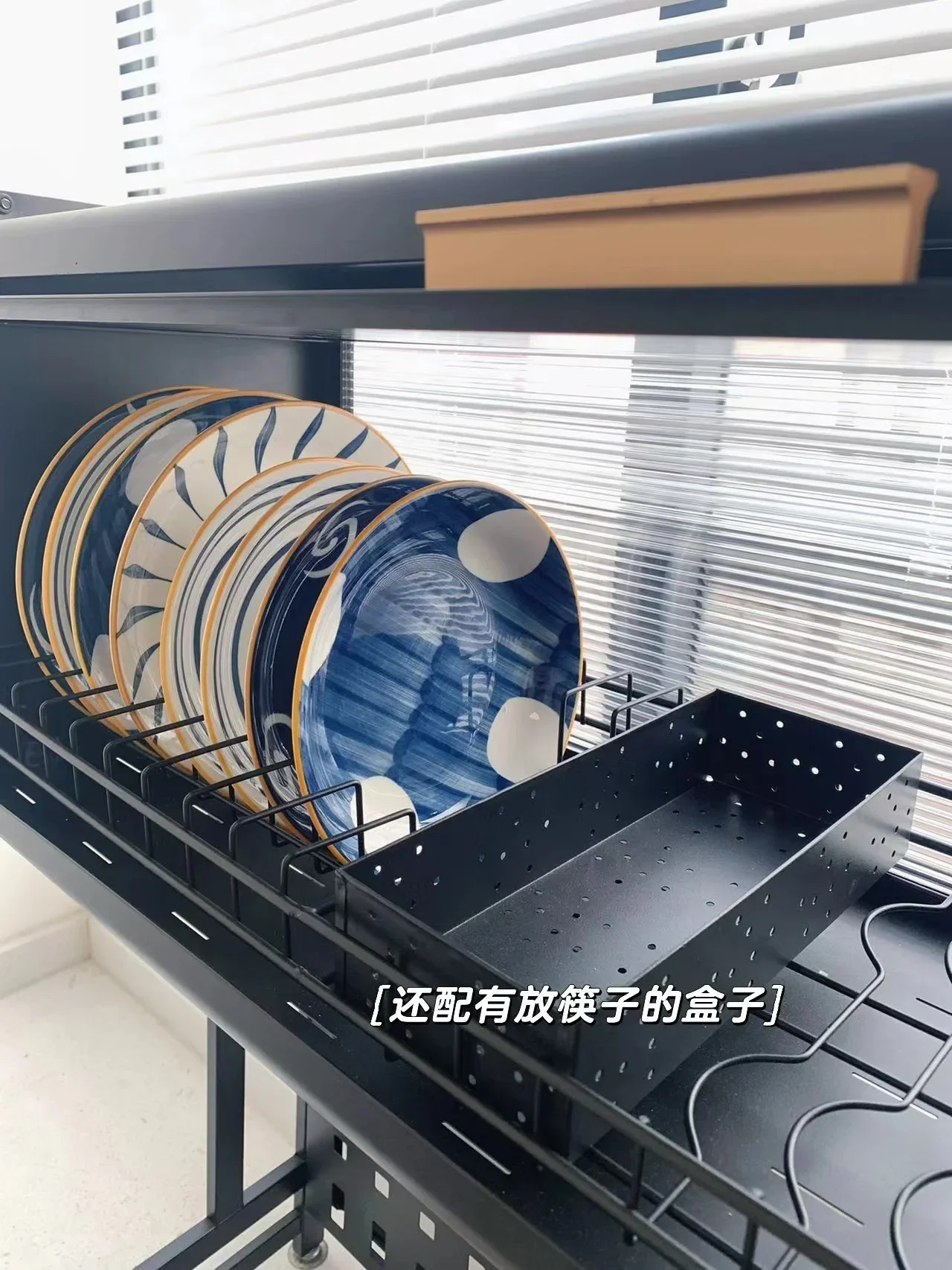 Kitchen Sink Storage Shelf Draining Rack Dish Rack Retractable Dish Rack with Door Dish Storage Cabinet