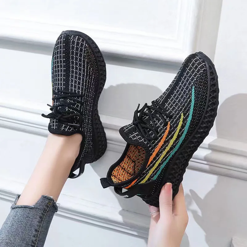 

New women's sports shoes, fly woven soft soled casual shoes, spring and autumn mesh shoes, low top shoes, running shoes
