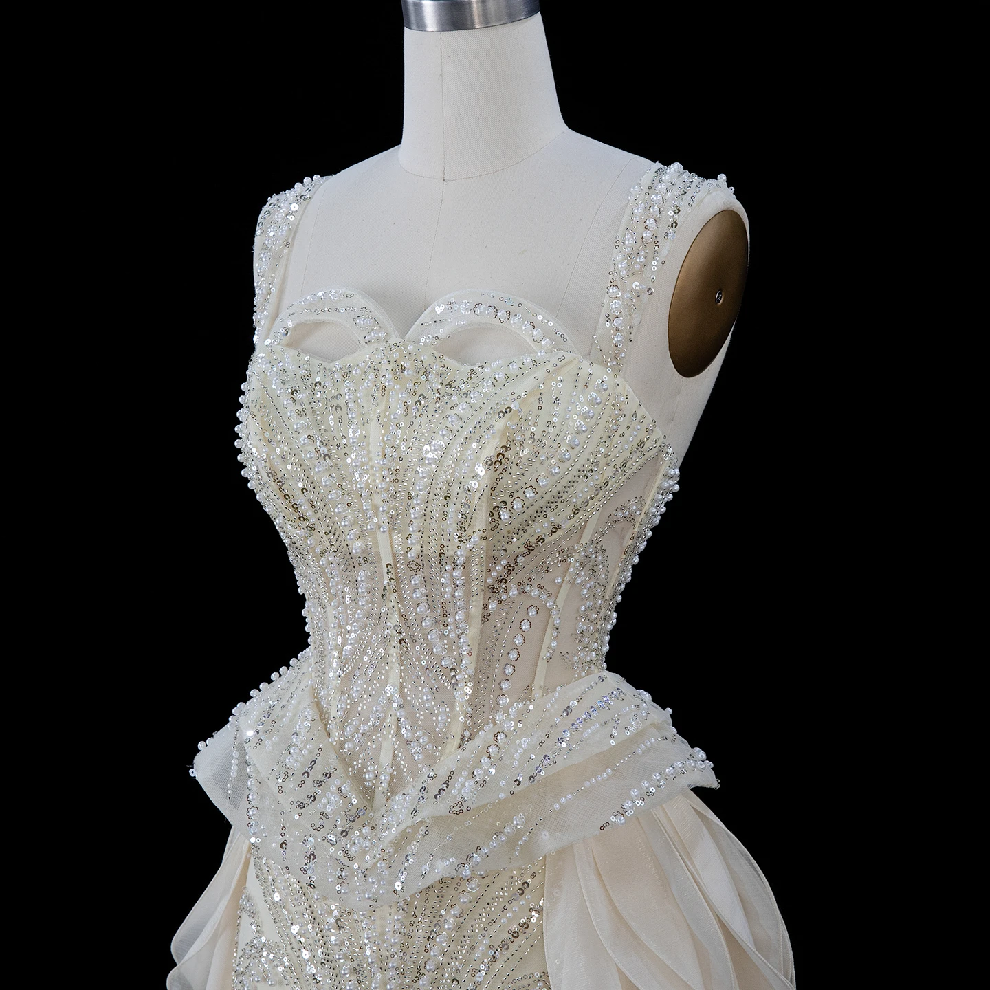 Sharon Said Luxuriöses Pfirsichfarbenes Schulterfreies Meerjungfrauen-Abendkleid mit Abnehmbarer Rüschen-Schleppe, Formelle Anlass-Partykleider SS236 Maßanfertigung – Detail 15