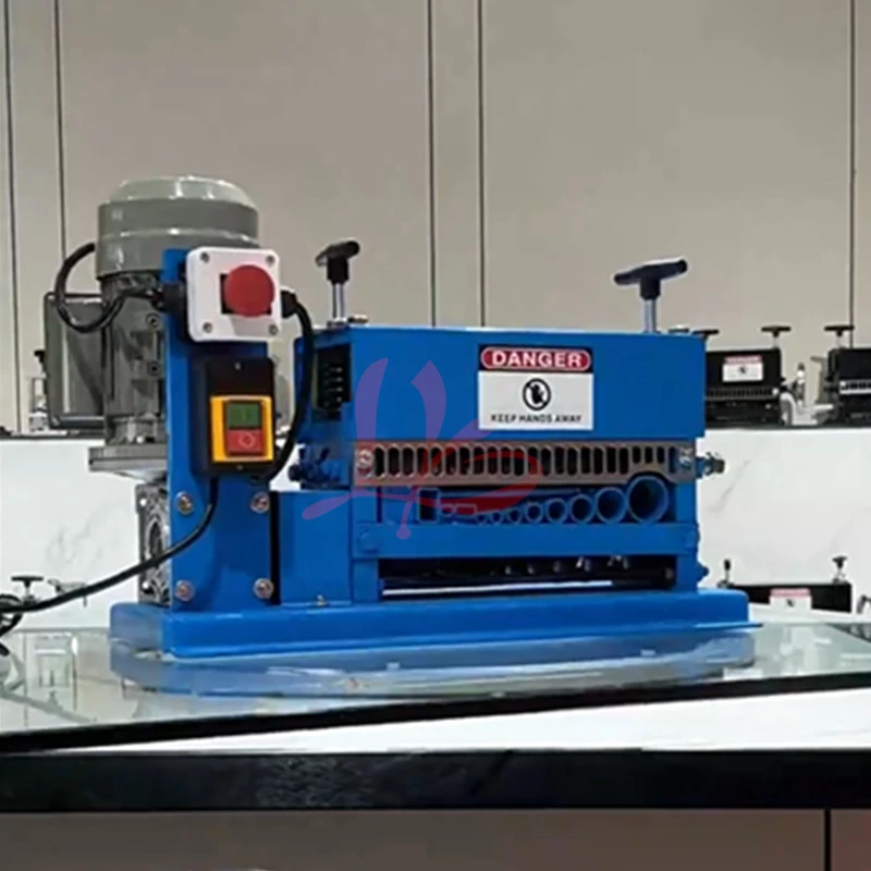 

370W/750W Wire Stripping Machine with Blade, 1-38mm Cable Stripper, for Copper and Aluminum Wire Recycling