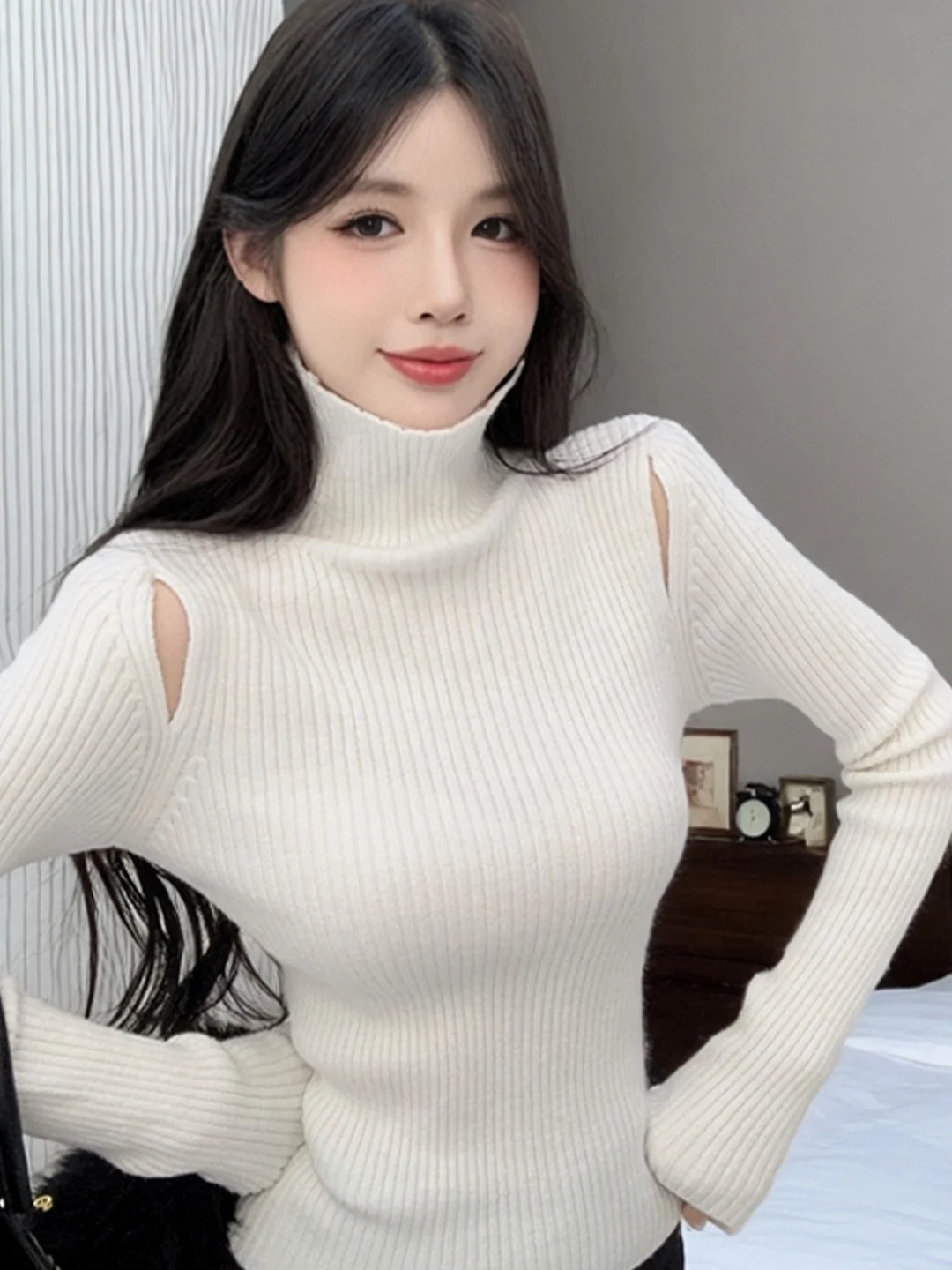 

Korean Style Thickened Half High Collar Knitted Sweater Fashionable Personality Slimming Base Layer Top Color Long Sleeve