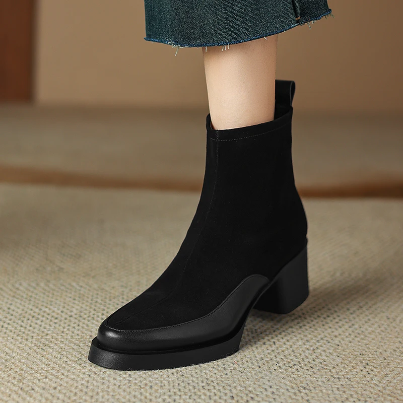 2025 New Women's Short Boots Genuine Leather Retro Chunky Heel High Heel Boots Female Large Size Pointed Toe Women Ankle Boots view 6