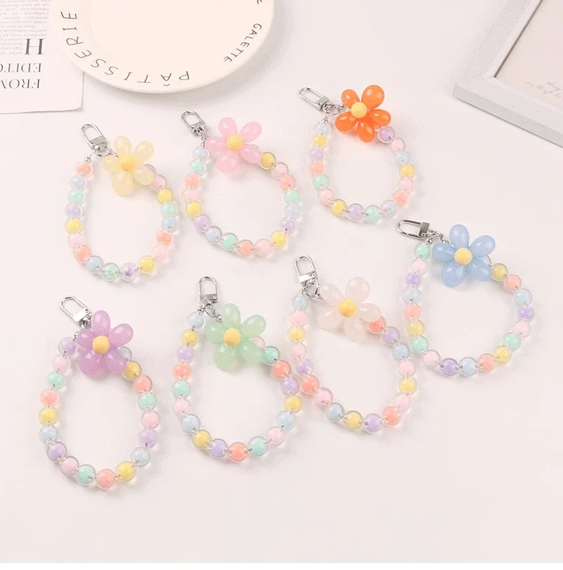 New Fashion Beaded Resin Flower Car Keychain Pendant DIY Color Beaded Chain Headphone Set Couple Bag Decoration Wholesale