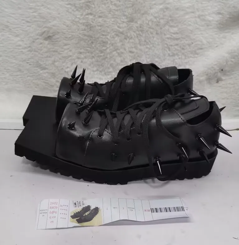 

Women's Black Leather Hog Toe Boots Punk Y2K Chunky Heel Lace-Up Casual Spiked Pumps Street Fashion Spring 2026