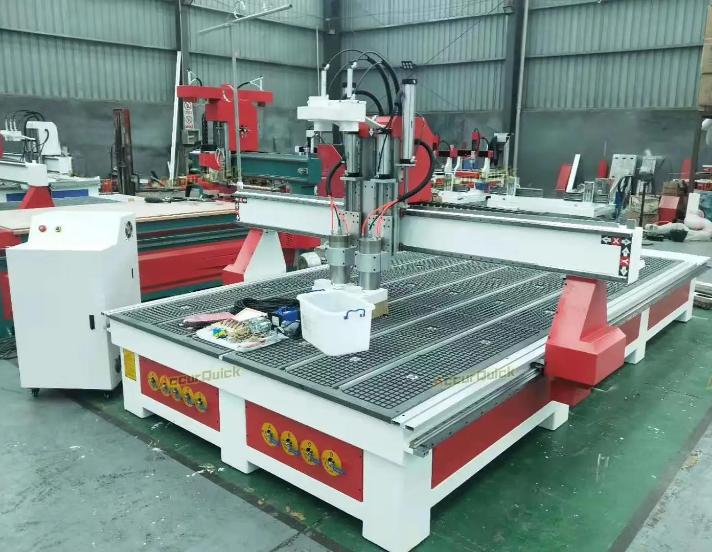 4.5KW Wood Working CNC Engraving Machine For Furniture 2030 CNC Router