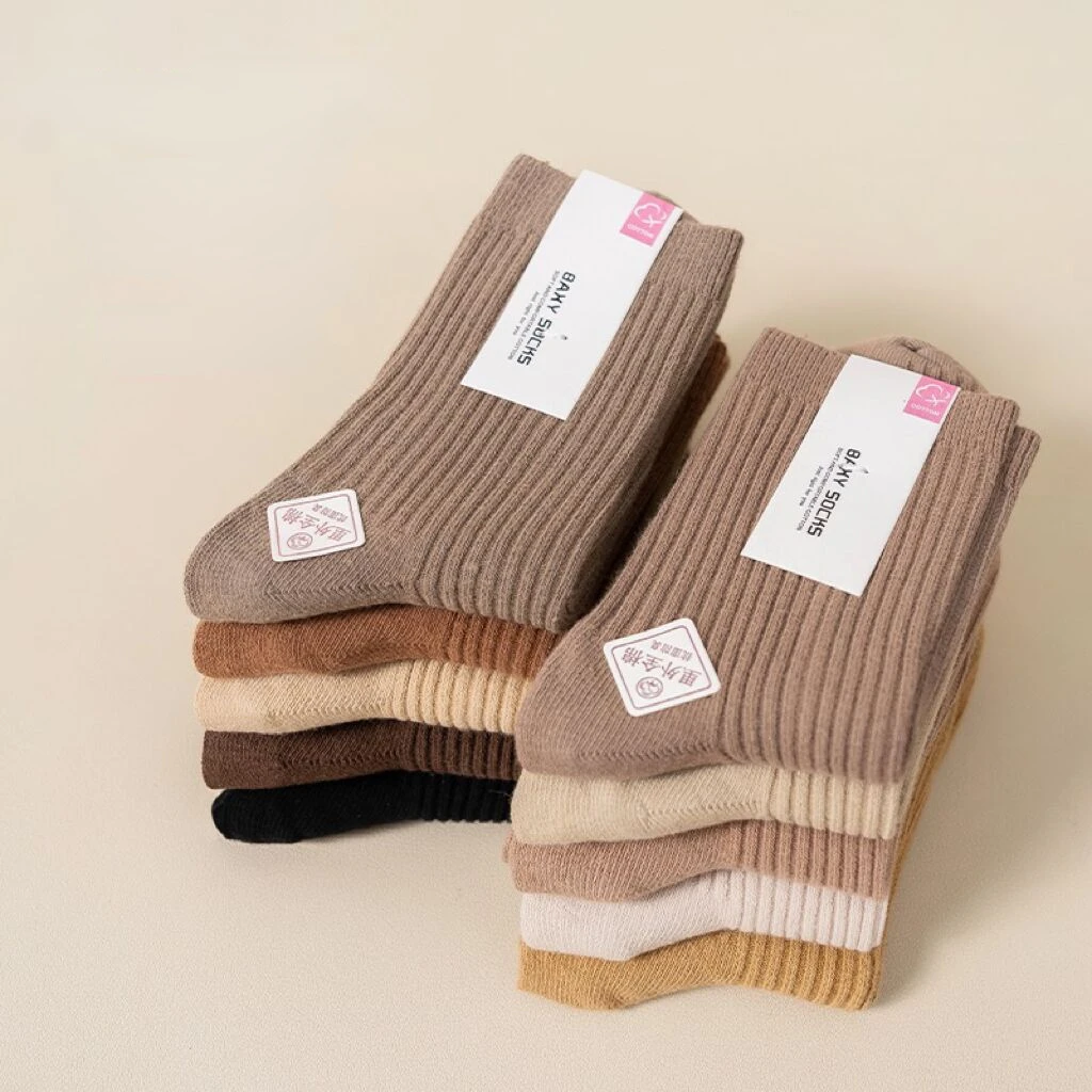 Ensemble de chaussettes japonaises en coton pour femmes, chaussettes décontractées, longueur moyenne, simples, document solide, automne, nouveau, 5 paires