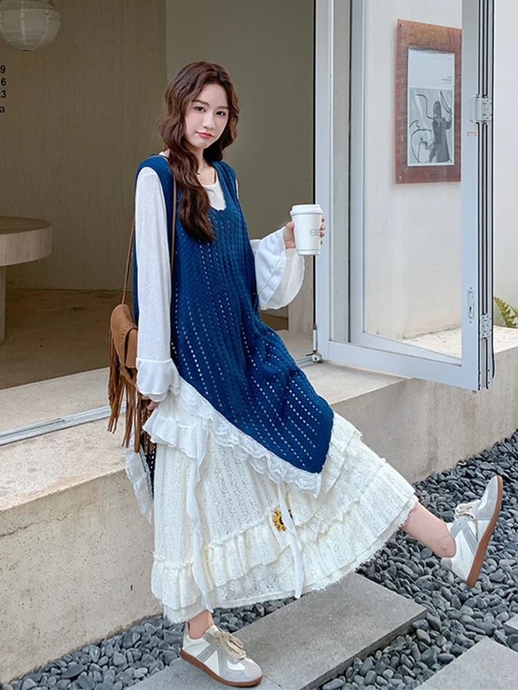 

White Lace Trim Half-length Skirt Set Women's Spring Autumn 2026 New Hollow-out Knitted Top Three-piece Set Casual Style