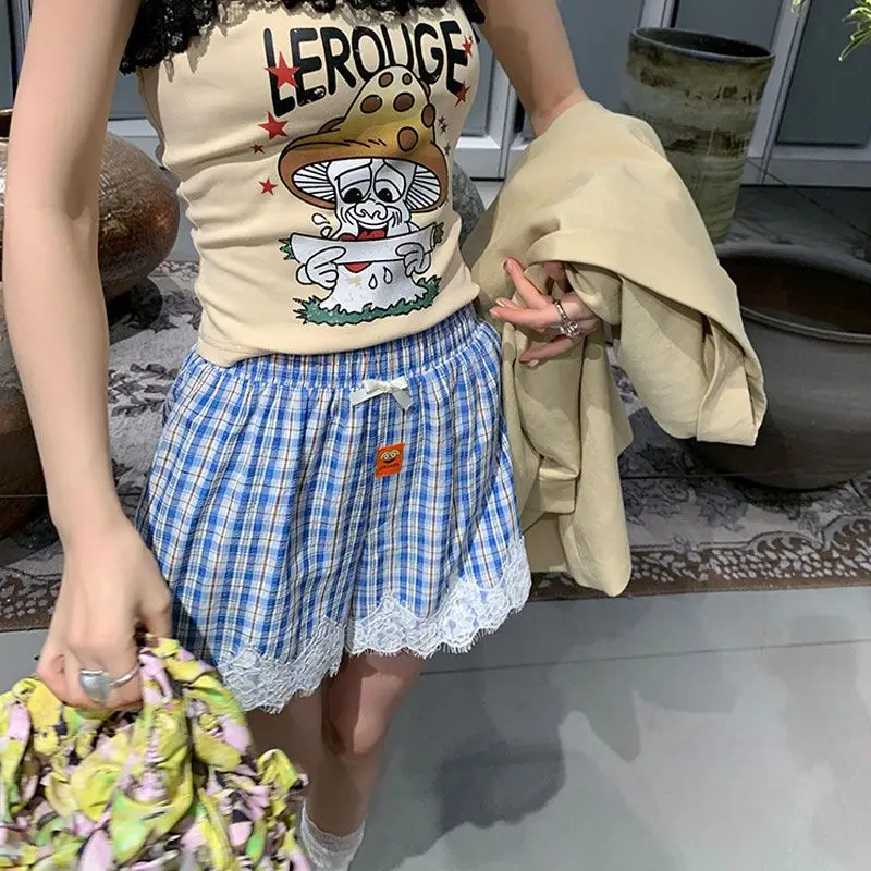 

Wedbleser 2025 New Ins Internet Celebrity Summer Retro Lace Splicing Wide Leg Loose Casual Checkered Shorts Women Trendy