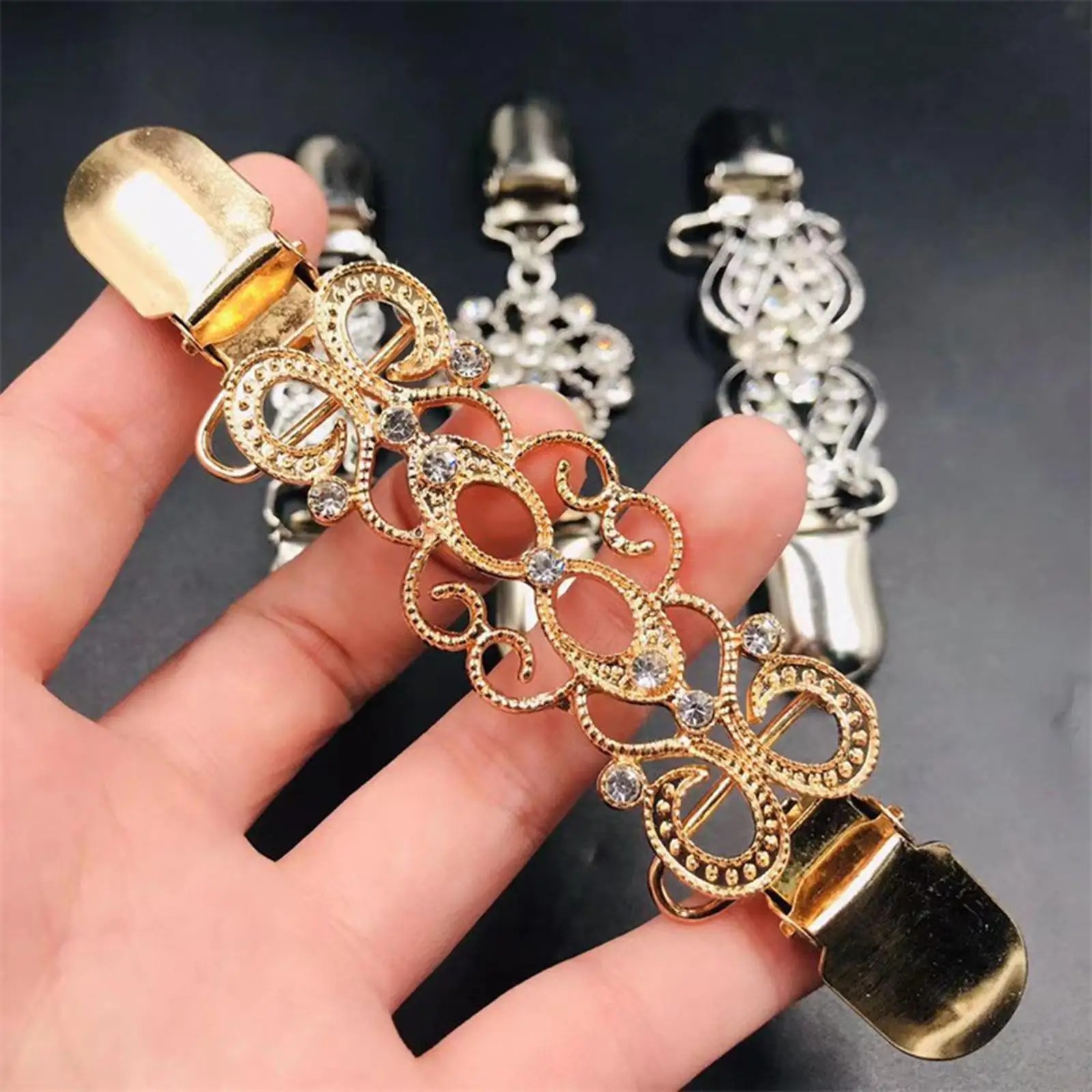 4x Sweater Brooch Clip Brooch Clips Antique Decoration for Cape Cloak Collar