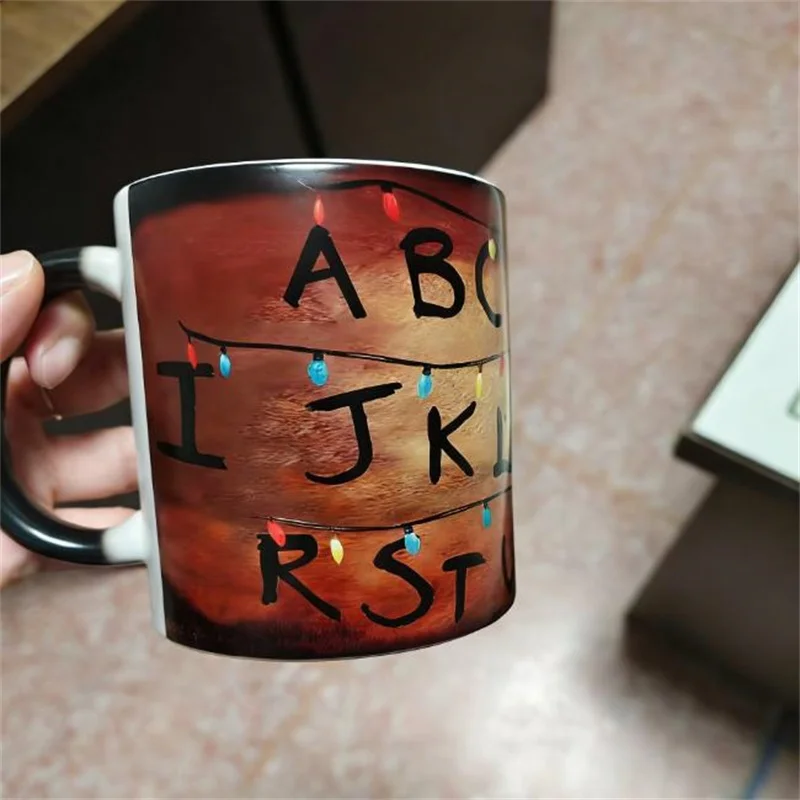 

Stranger Xmas Lights Temperature Changing Thermochromic Mug 11oz Christmas Light Cup for Coffee Milk Tea Hot Drinks Holiday Gift