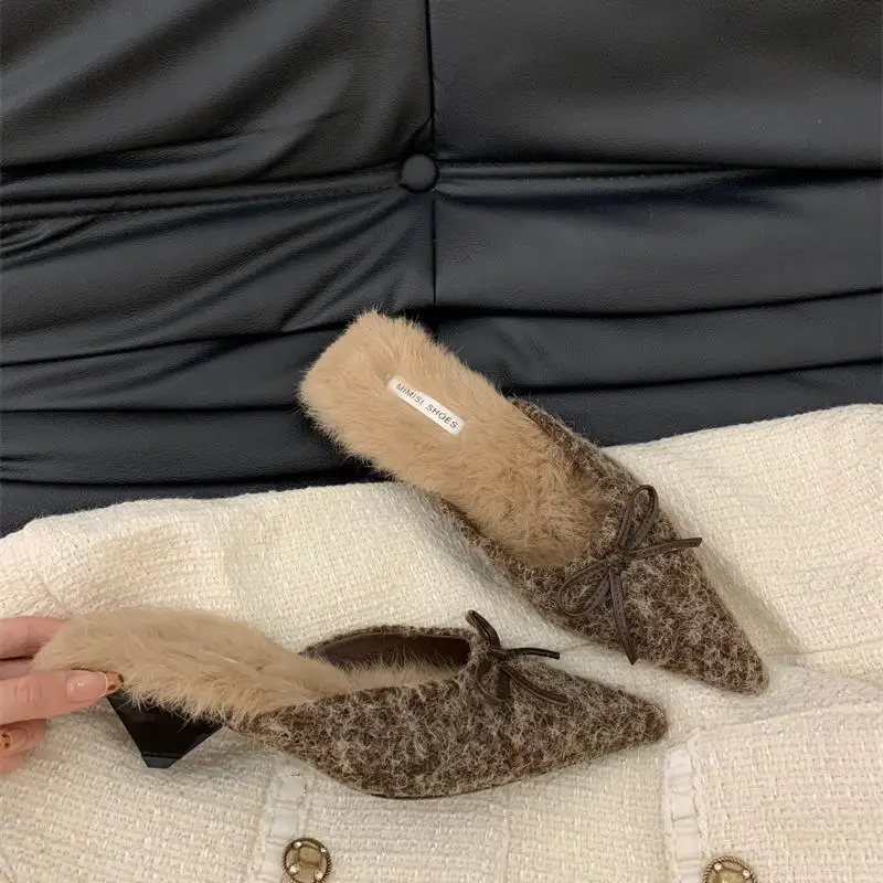 

Outdoor Slippers 2026 Spring New Arrival High-Heel Suede Lined Pointed-Toe Shoes Girly Style Fashion High Heels