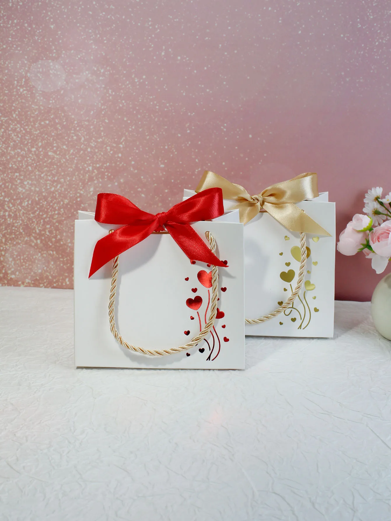 Valentinstag-Dekoration, tragbare Pralinenschachtel, Liebeslogo, exquisite Verpackung, Heißprägung, Handwerkskunst, neuer Valentinstag