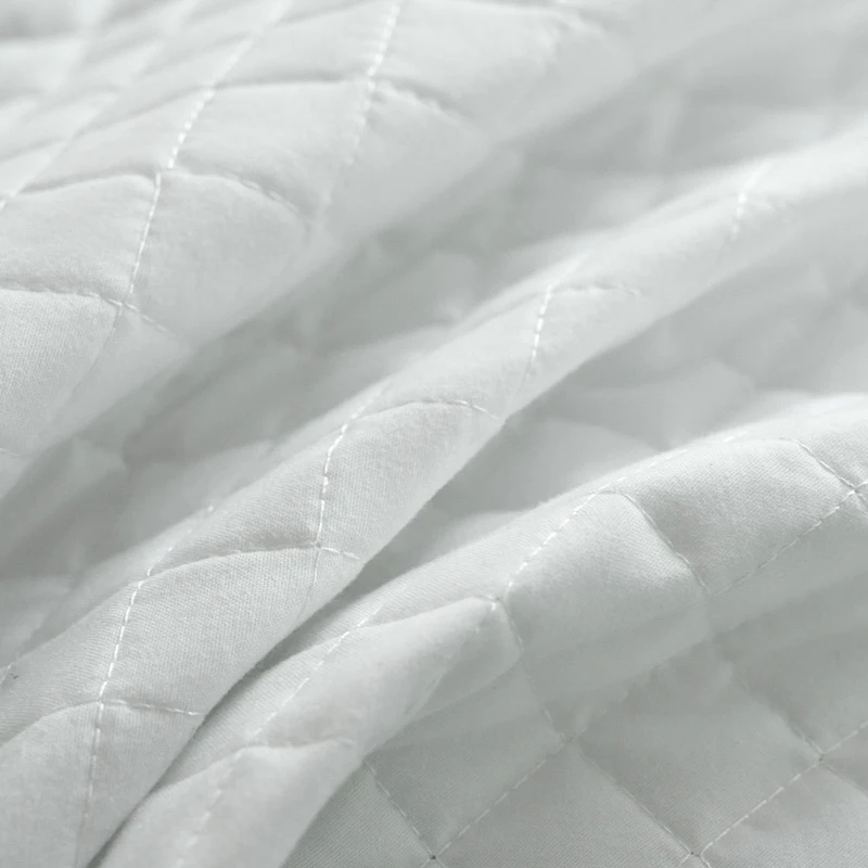 Quilted Pillow Cover Waterproof Oil Proof Saliva Resistant Dustproof Pillow Protector Soft Pillow Case Pillow Shield 1 Piece
