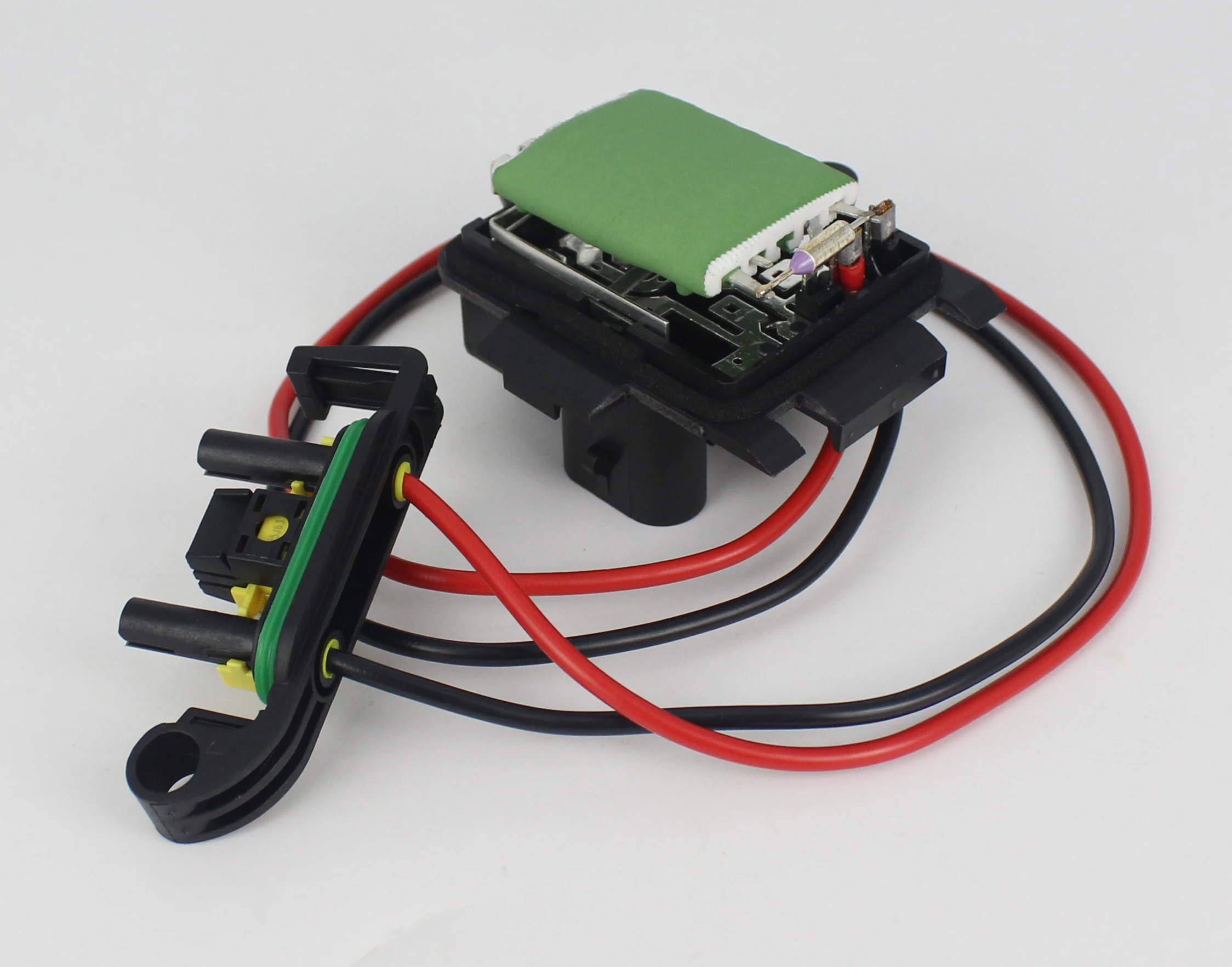 

Резистор двигателя вентилятора для Renault Trafic II Opel Vivaro-AC 2001-OEM: 7701208226, 4413393