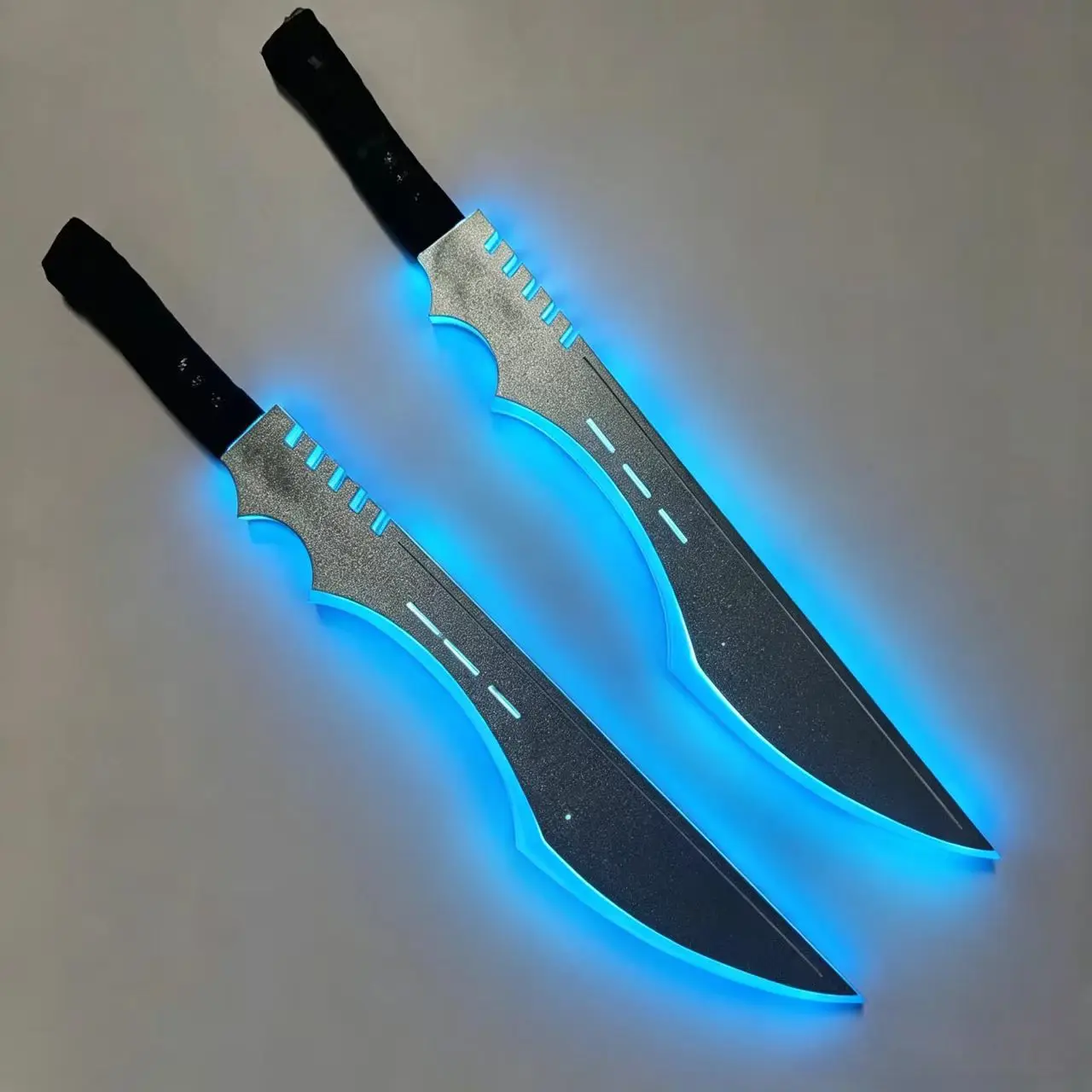 Don Quixote Luminous Daggers Game Limbus Company Cosplay Props Halloween Christams Fancy Party Costume Accessories Props 4