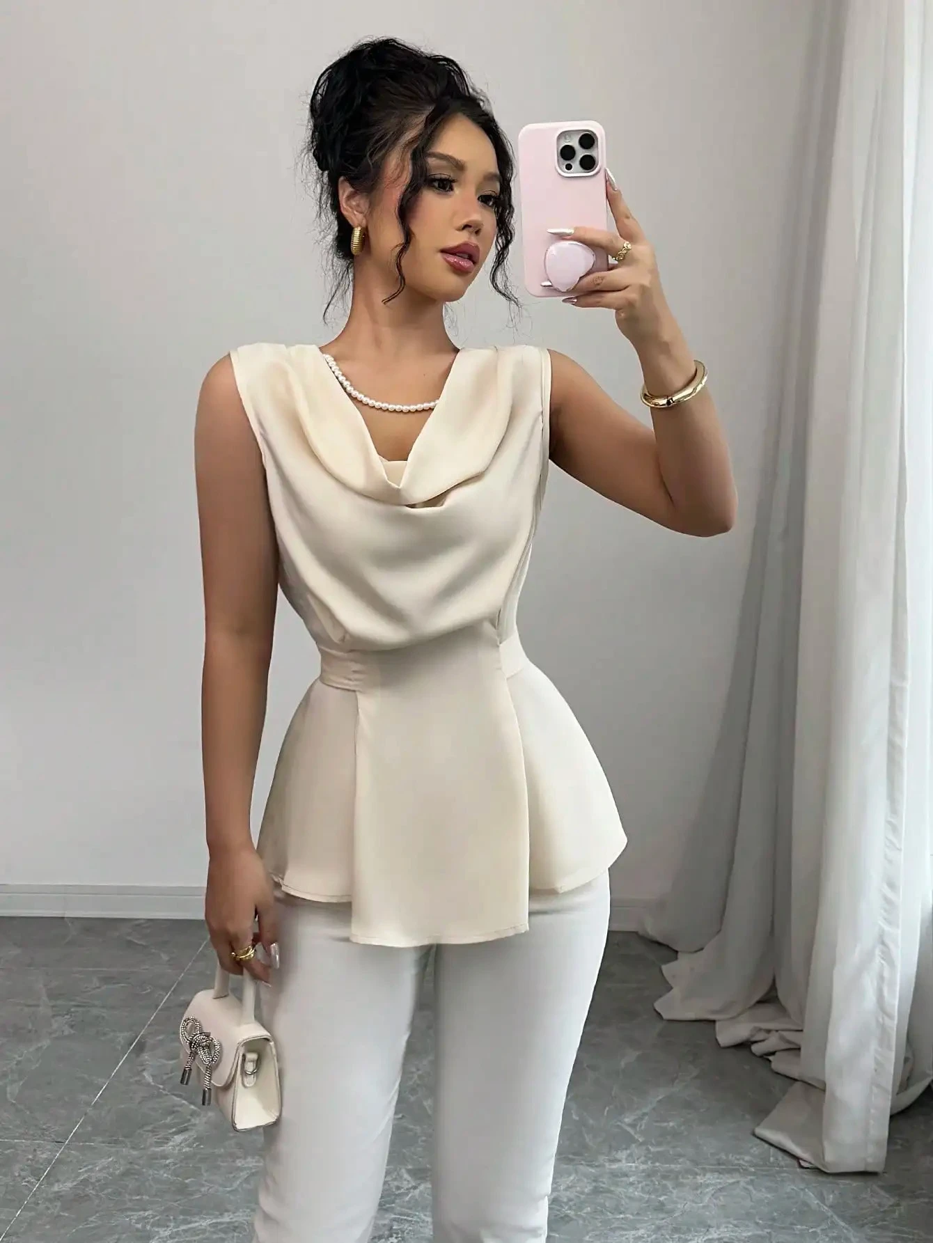 เสื้อเชิ้ตแขนกุดผู้หญิงสำหรับฤดูร้อน ปกพับ มีเข็มขัด