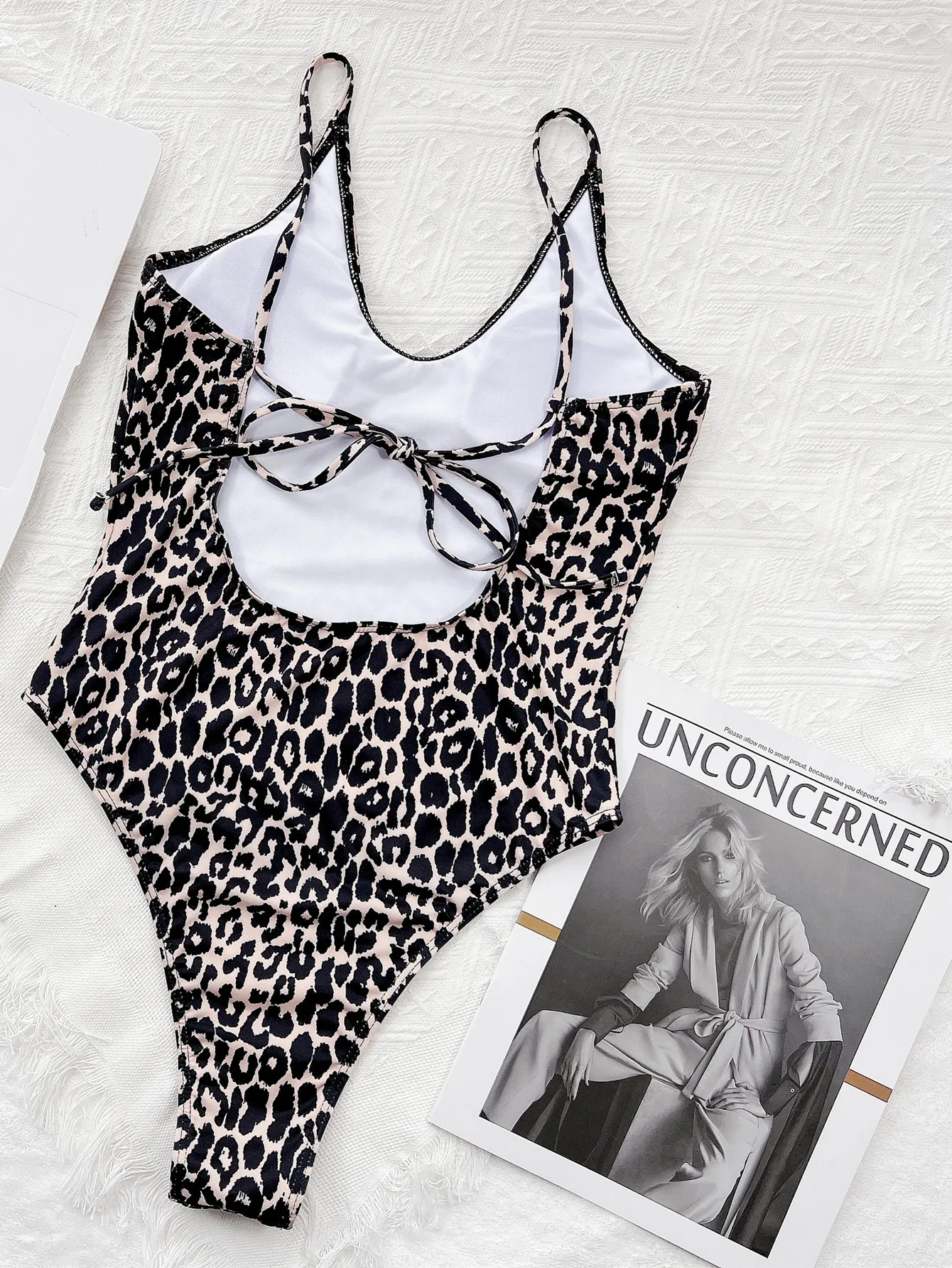 Traje de baño 2025 Bikini Traje de baño de una pieza con estampado de leopardo para mujer Traje de baño de una pieza