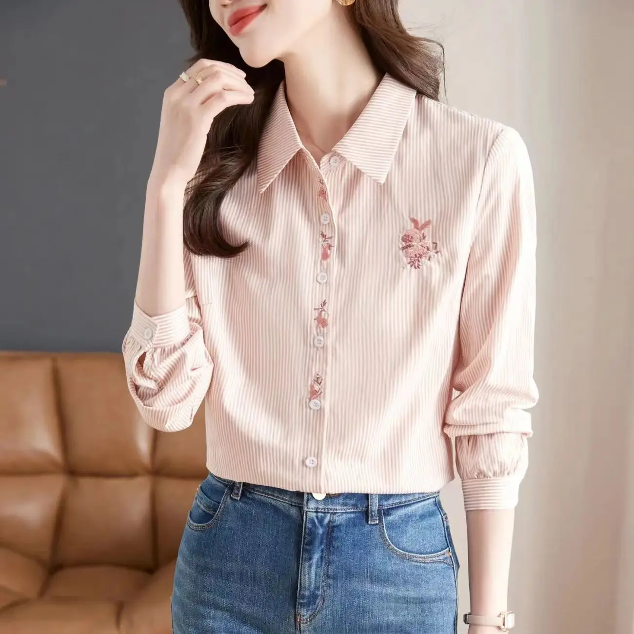 2024 New Style Lapel Long Sleeved Shirt with Striped Fashion Style Simple and Stylish Shirt Trendy and Versatile Loose Top