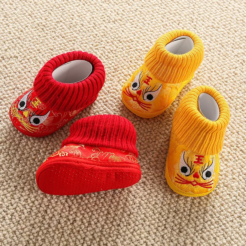 2024 Winter New Kawaii Baby Cartoon Tiger Embroidery Shoes Girl Boy Shoes Toddler Soft Soled First Walkers Baby Casual Sneakers