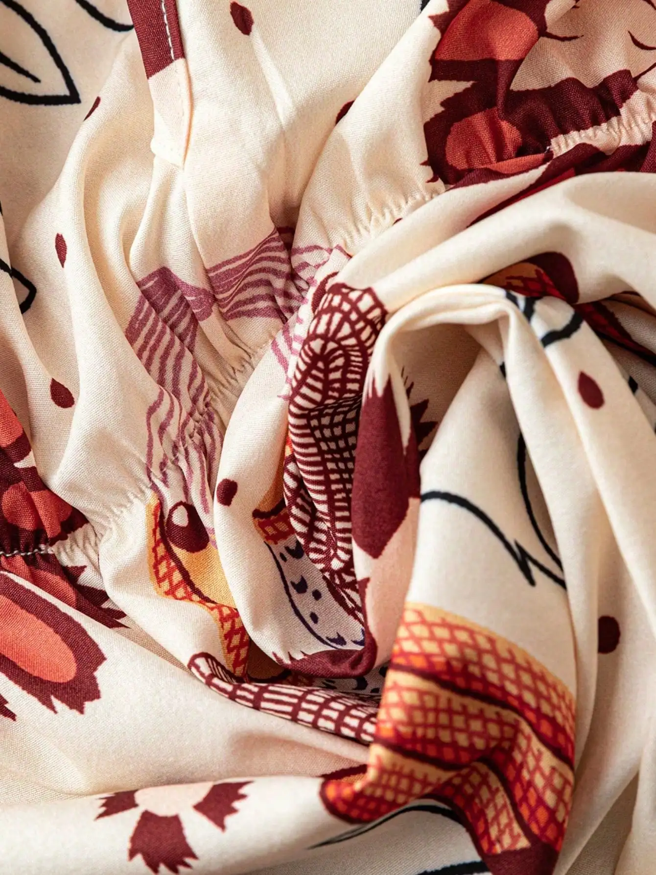 

Женское макси-платье без спинки с цветочным принтом и завязками на талии для отдыха на курорте