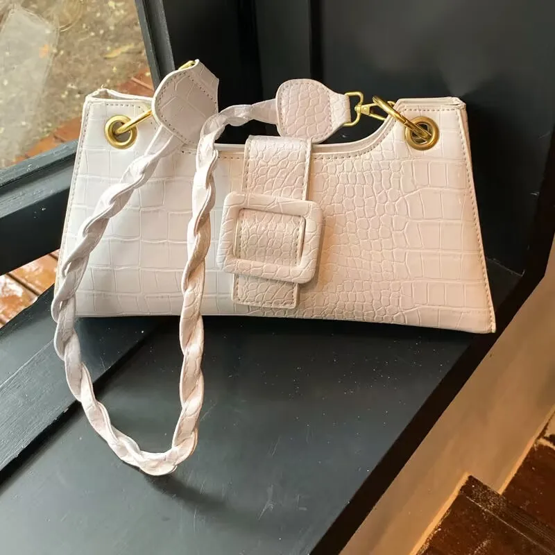 2023 New Classic Armpit Shoulder Bag French Golden Handbag Women Brand Bags Fashion Female Single Shoulder Bag Classic Clutches