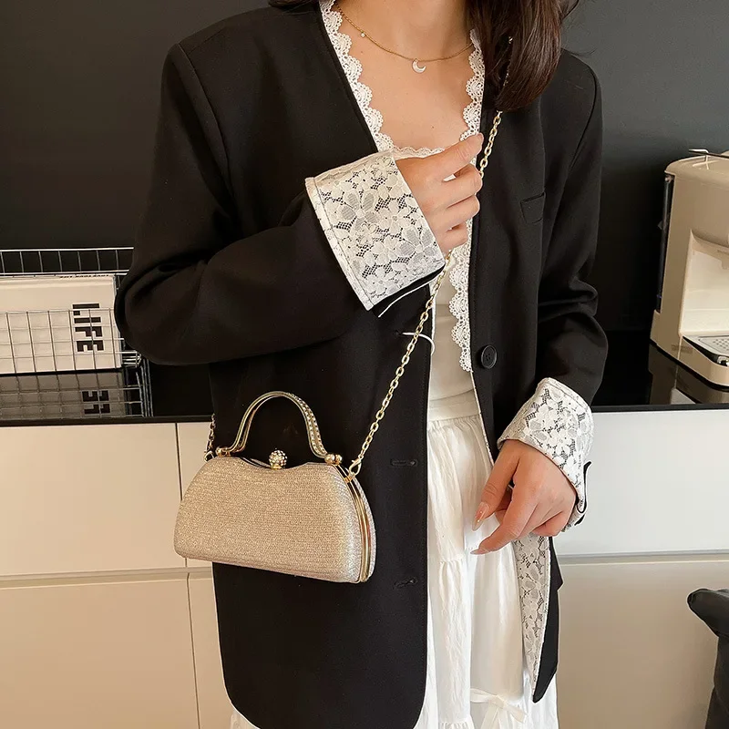 

Female Fashionable Evening Handbag Metal Handle Day Clutch Purse Women Chains Wedding Party Chains Bags Fashion Ladies Tote