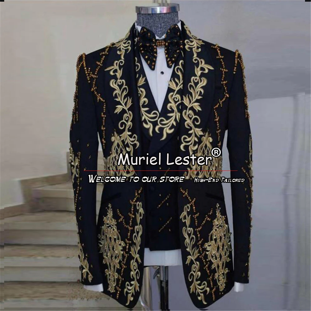 

Black Beaded Men's Suit Gold Embroidered Decals Fit Slim 3 Pieces Wedding Tuxedos Groom Prom Occasions Male Clothing Tailor-Made