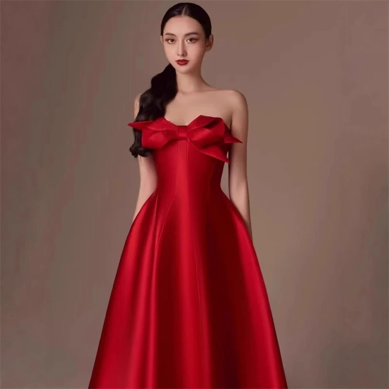 فستان ستان بحزام على شكل فيونكة ثلاثي الأبعاد بدون أكمام عند الصدر وسحاب عالي الخصر أنيق لحفلات الزفاف والسهرات للنساء