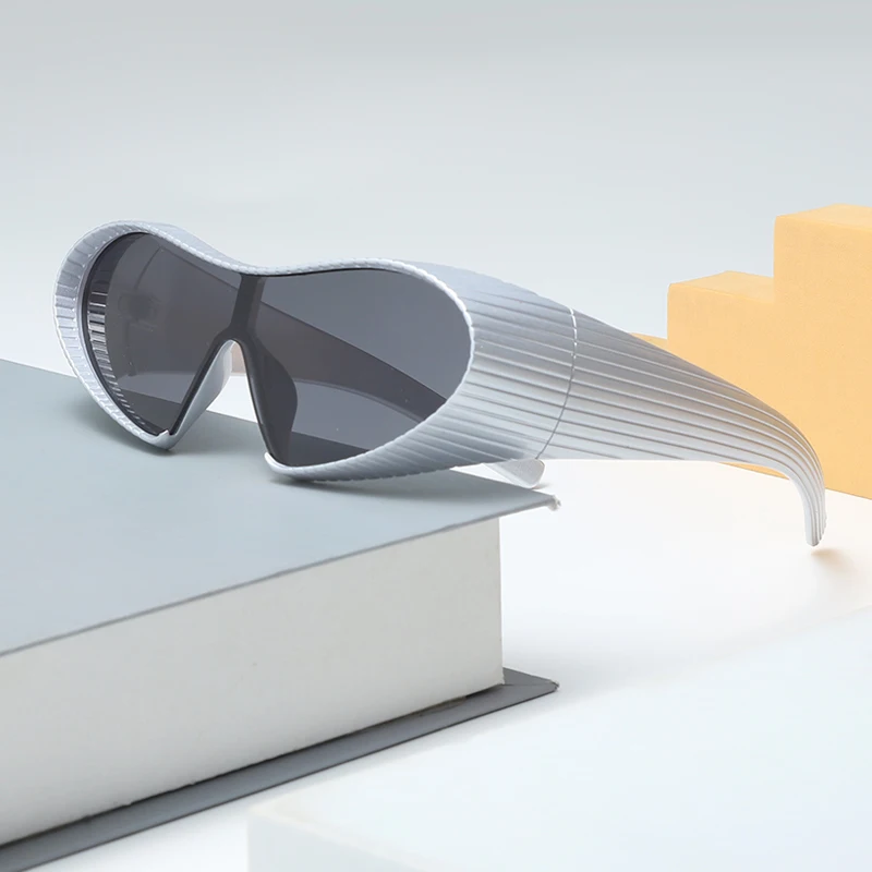 نظارات شمسية جديدة مقاومة للأشعة فوق البنفسجية، نظارات بانك، نظارات شمسية مدمجة بإطار كبير Y2k مستقبلية 7751