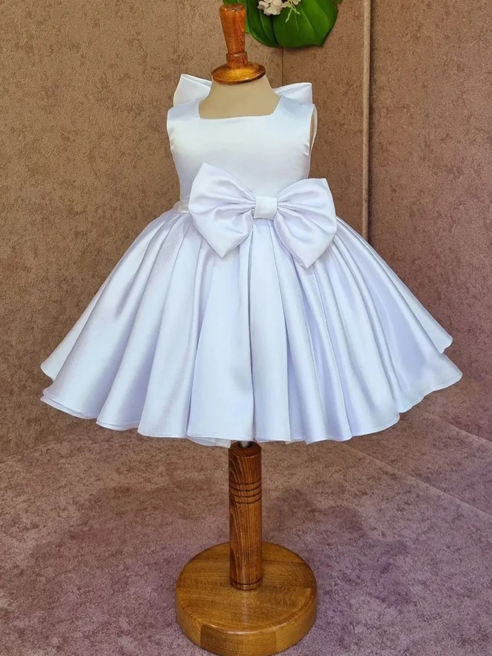 White Satin Baby Girl Party Dresses Child Wedding Dress Puffy Flower Girl Dress Square Collar Kid Girl Birthday Dress