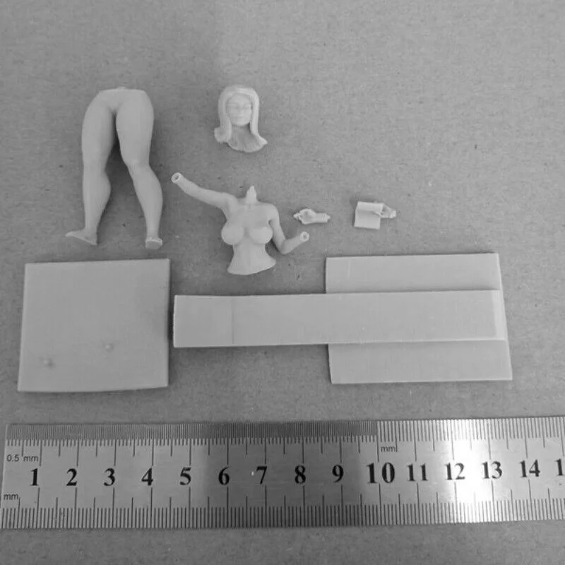 Serious Teacher NSFW Full Resin Figure 1/24 Scale 75mm Assemble Miniature Garage Model Kit Unassembled Unpainted Diorama Toys