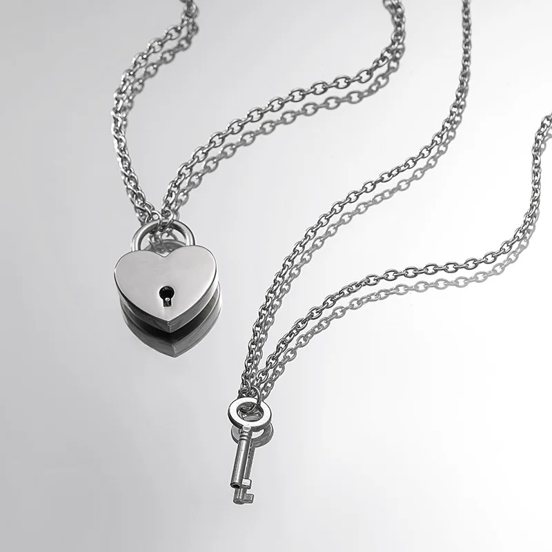 Mode Silber Herz Schlüssel Edelstahl Anhänger Halskette für Freundin Charme Geometrische Accessoire Valentinstag Festival Geschenk