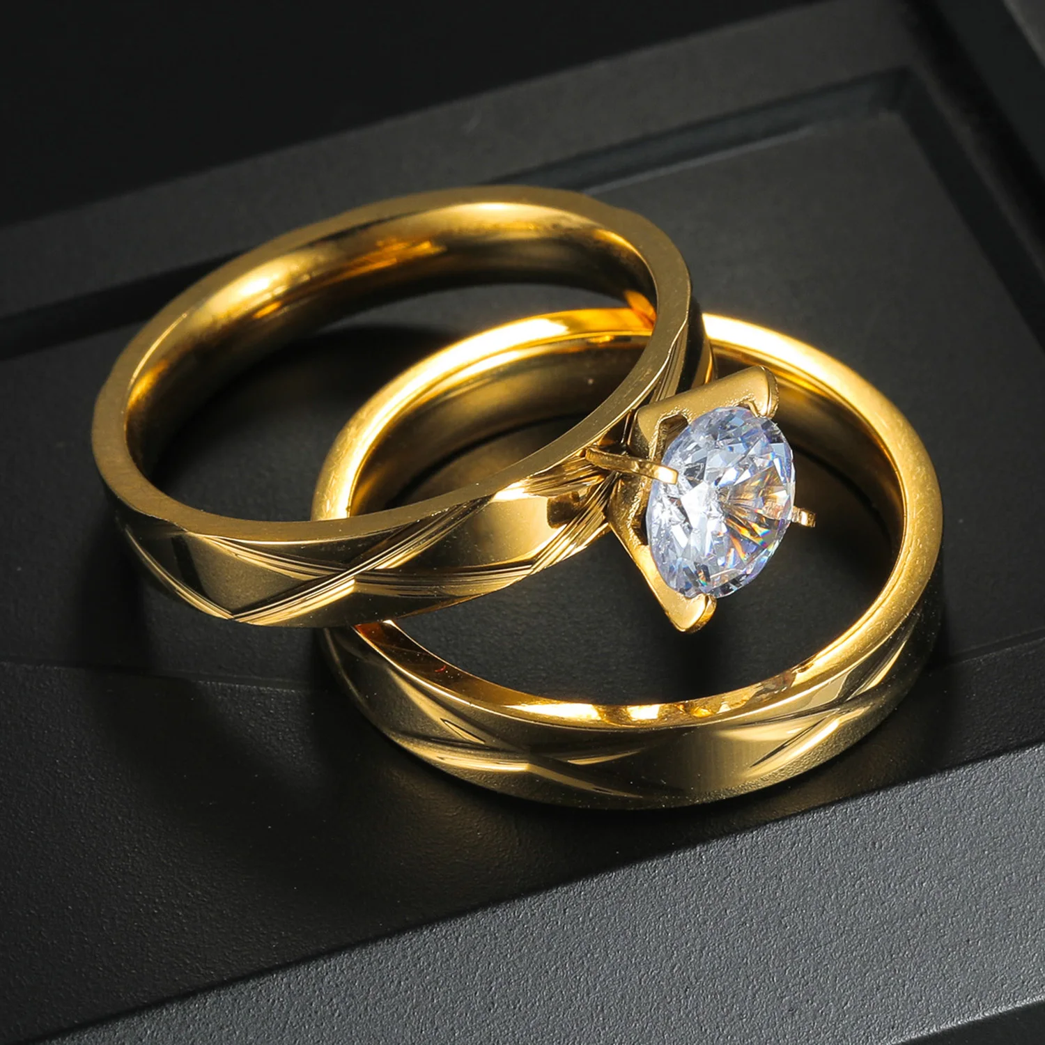 Stainless Steel Couple Ring Trend Waterproof Jewelry Wedding Rhinestones Zirconia Rings for Women Men Anniversary Gift