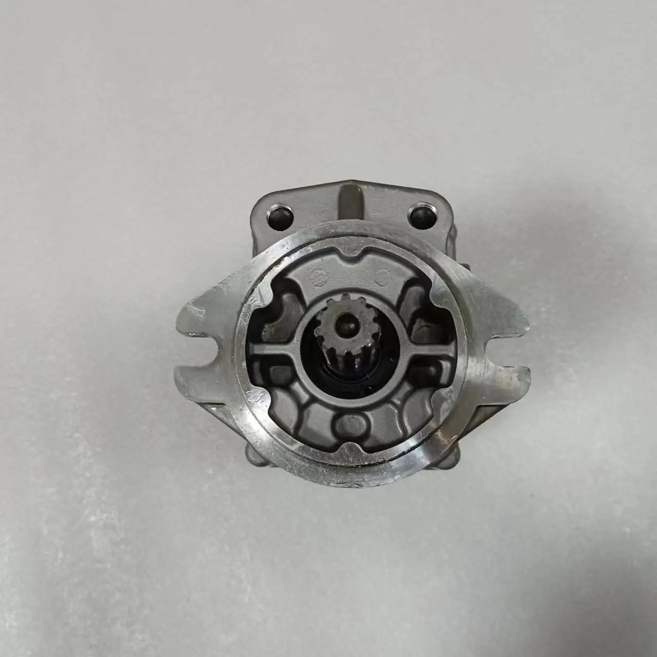 

PC38UU-1 PC200 PC100 PC200-6 PC200-8 Pilot Pump Hydraulic Gear Pump Excavator Parts 705-41-08080 SBR 11+11+7