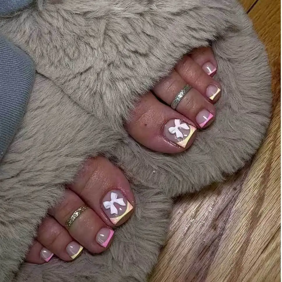 Faux ongles français à tête carrée courte, 24 pièces, poudre brillante, Design de strass, motif de fleur artistique, portables, à pression