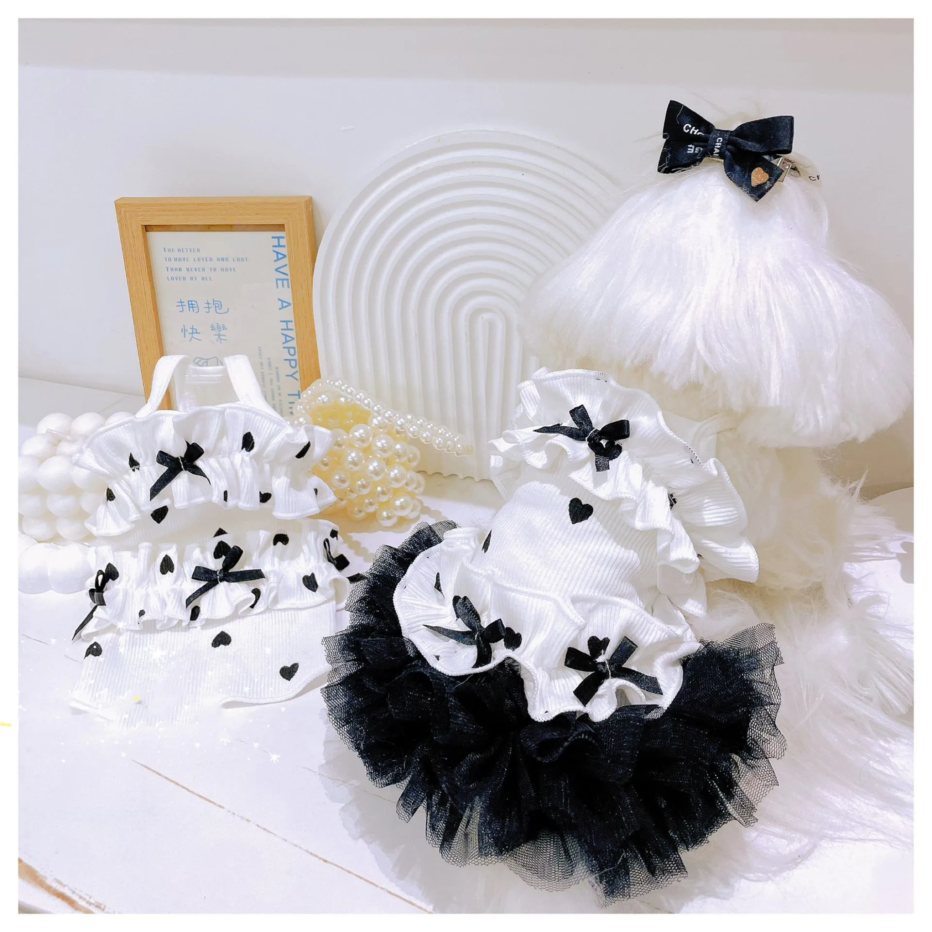 

Simple Adorable Black And White Pet Couple Dress Puppy Clothes