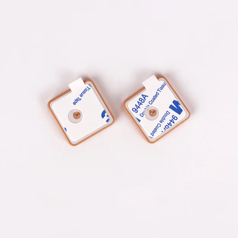 50 PCS Factory Direct GPS+Beidou Car Navigation PND Built-In Ceramic Antenna Handheld Vertical Polarization Anti-Interference Lo