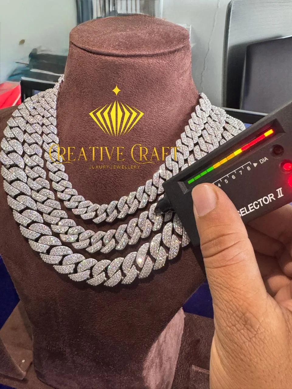 Sparkly Moissanite Round 12MM Cuban Link Chain Hip Hop Necklace For Unisex 925 Sterling Silver Rapper Party Jewelry For Friends.