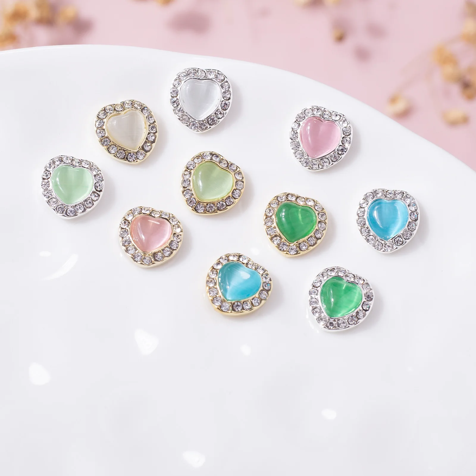 10 قطع عيد الحب مسمار الفن القط العين حجر القلب مسمار معكرون شقة الخوخ القلب مسمار الحفر اكسسوارات الديكور