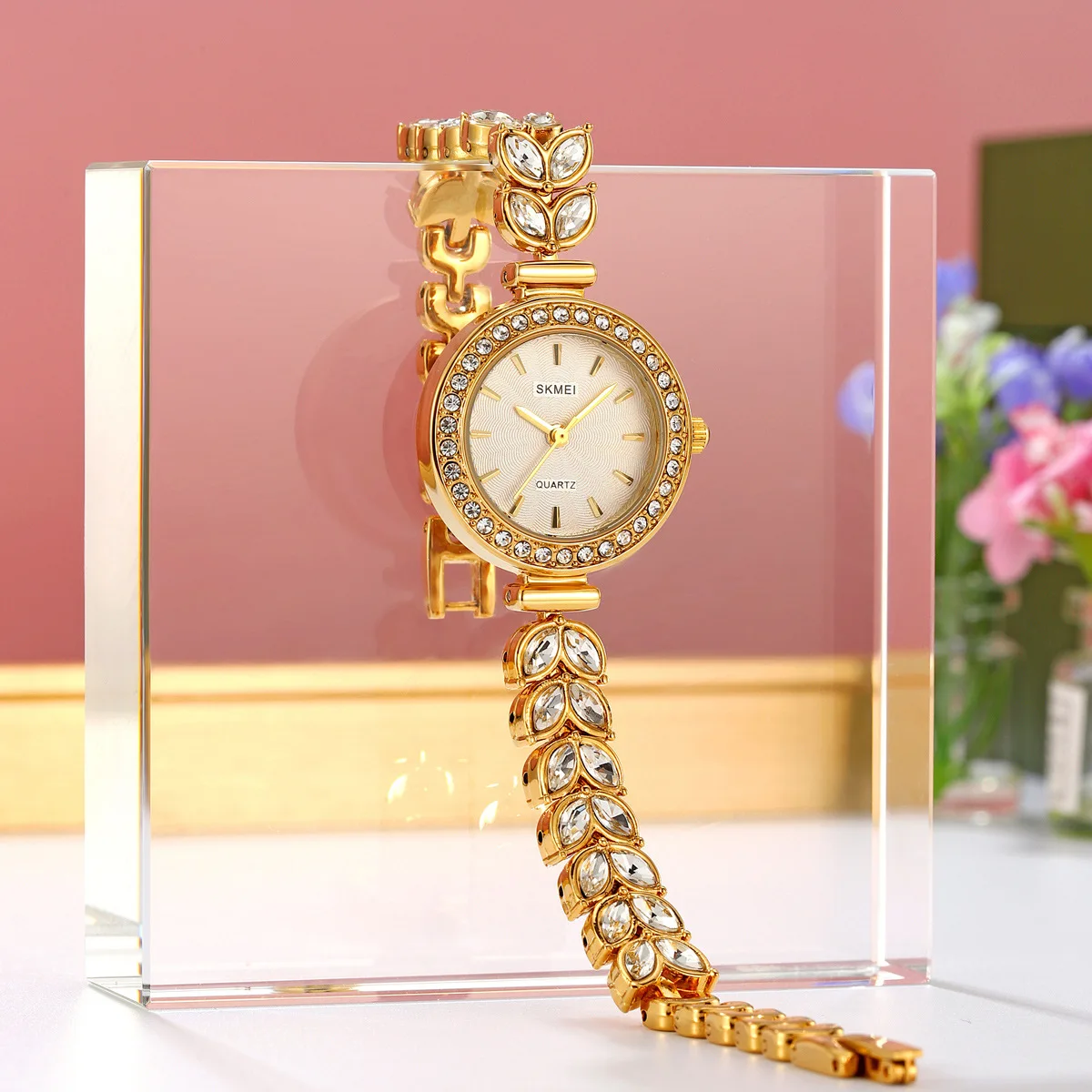 2547 Lady Diamond Quartz Watches Women Fashion Waterproof Stainless Steel Innovative Girl Wristwatches Clock Reloj Mujer view 2