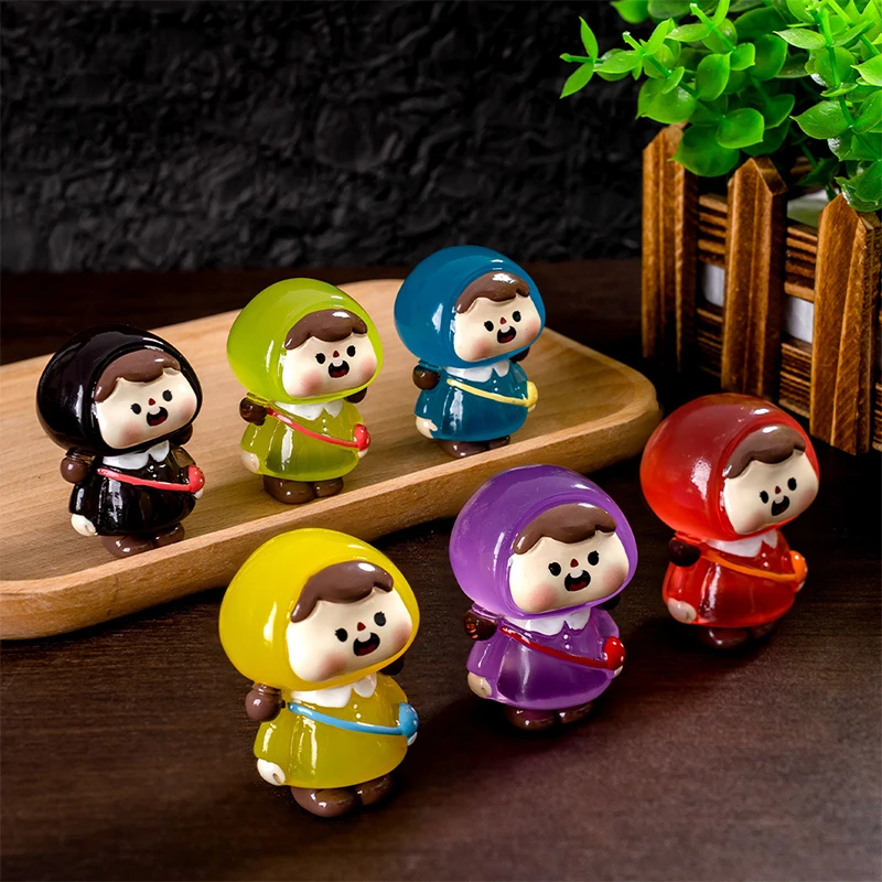 Simpatica bambola treccia di funghi ornamenti luminosi decorazione in resina di cartone animato micro ornamento paesaggistico mini decorazione artigianale fai da te