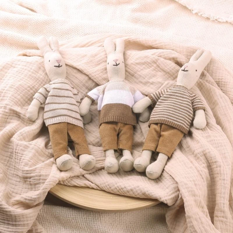 Q0KB 10 Zoll Schöne gefüllte Kaninchenspielzeug/ Dress -up -Kleidung Pullover Hosen DIY Rollenspiel Dress Up Rabbit Game Tier