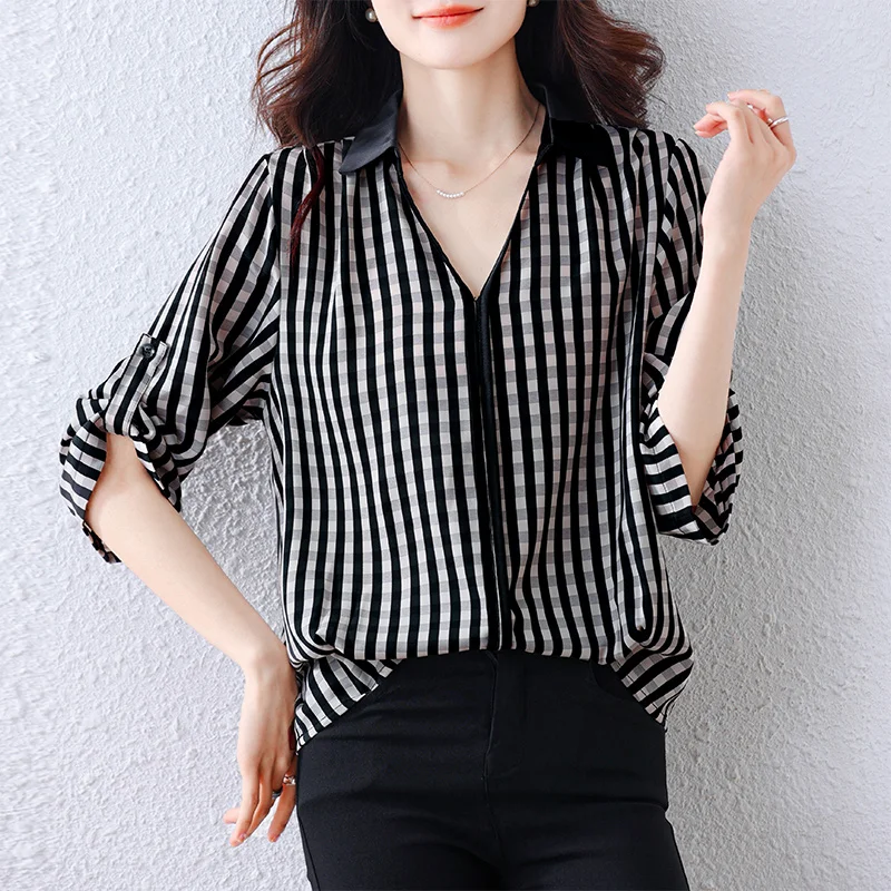

Spring Autumn Chiffon Blouses Shirt Fashion Casual Loose V-Neck Plaid Shirt