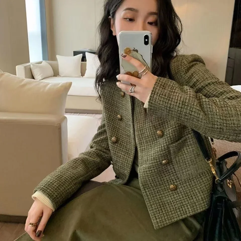 

Korean version of Xiaoxiangfeng jacket, high-end texture pocket temperament, commuting Xiaoxiangfeng jacket, top for women